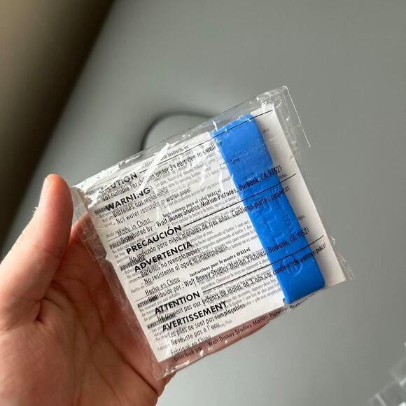 2008 Disney Pixar Wall E Robot Rubber Watch Movie Promo - Picture 4 of 5